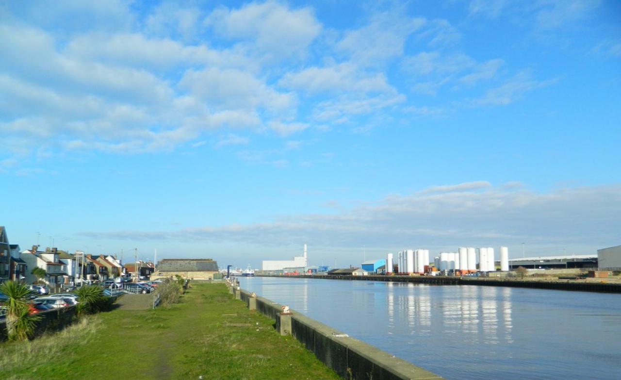 'Harbour View' On The River By Gorleston'S Award Winning Beach - Pet Free! 外观 照片